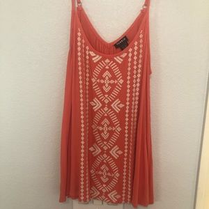 Boho flowy tank-top